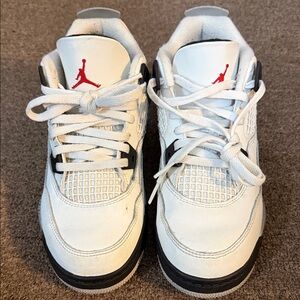 Jordan retro 4